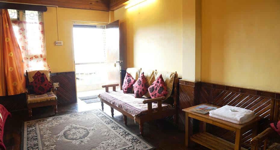 Tip Top Gujarati Guest House, Gangtok 4